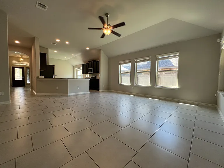 10419 Monicas Crk — Photo 15