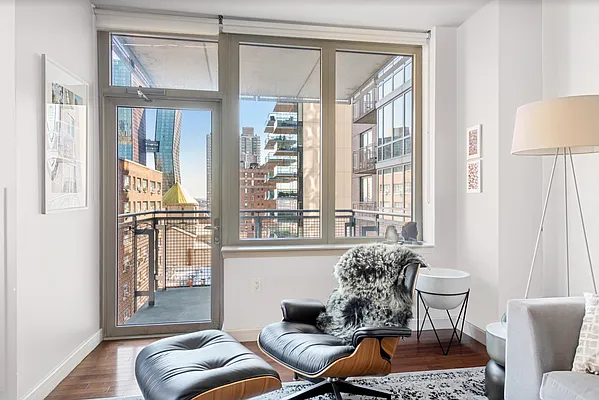 Sold by Compass | media 6