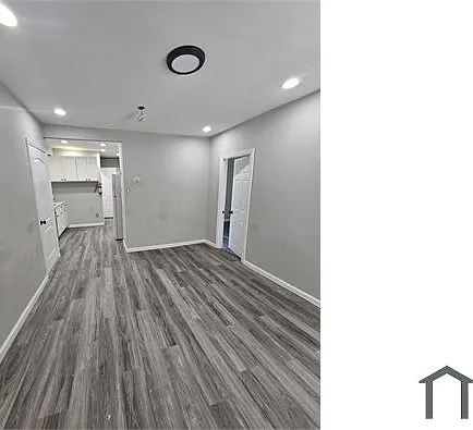 3 bed, $2,400 — Photo 2
