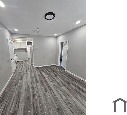 2nd image of 43 Garfield Ave Floor 1