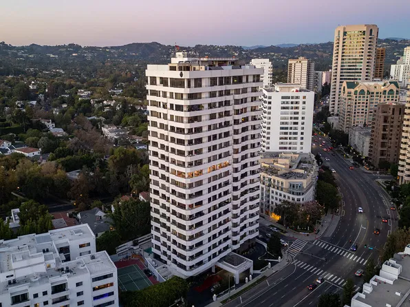 10601 Wilshire Blvd APT 1203, Los Angeles, CA 90024