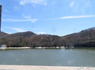 561 Vess Owen Rd, Tuckasegee, NC 28783