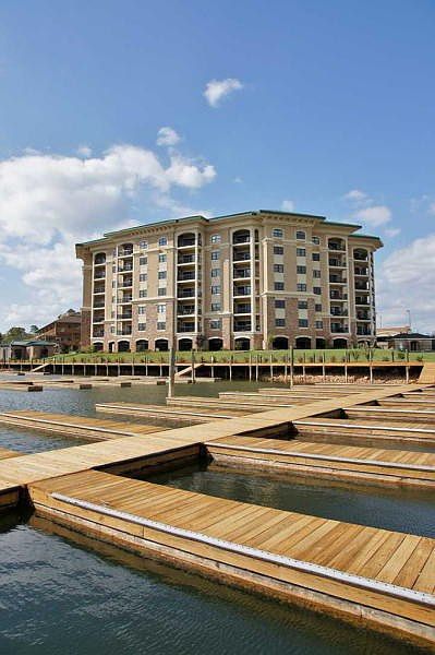 1st image of 100 Bridgewater Pointe Pl Unit 108