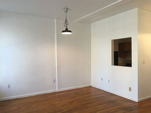 3rd image of 314 E 120th St APT 2