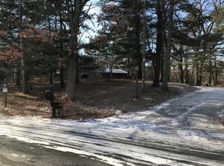 11 W Shore Rd, North Oaks, MN 55127