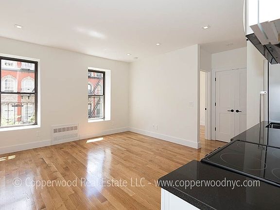 2nd image of 315 E 84th St APT 10