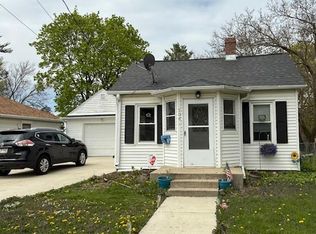 708 S Monroe St, Stoughton, WI 53589