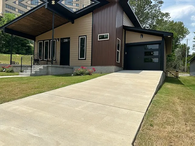 2318 S Rock St — Photo 15