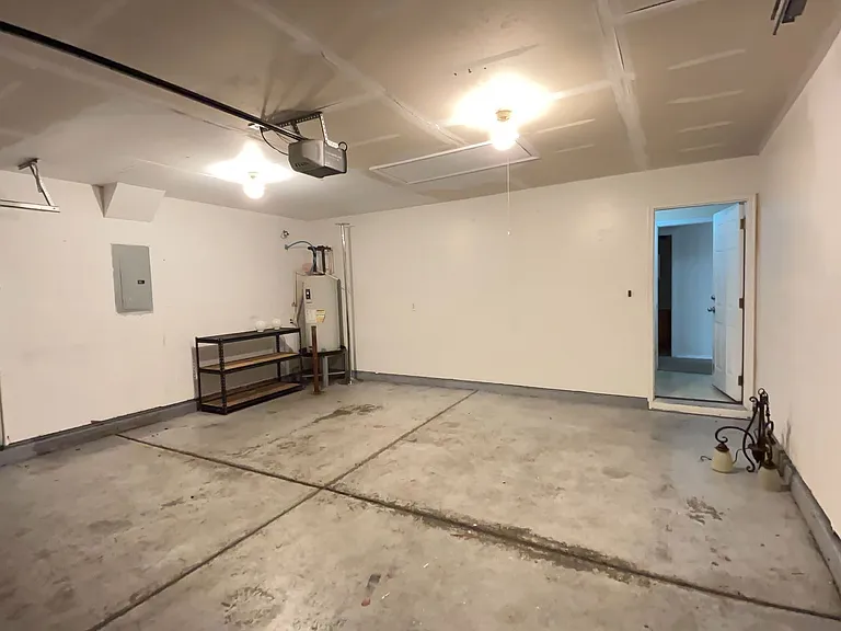 1000 Post Oak Ct — Photo 5