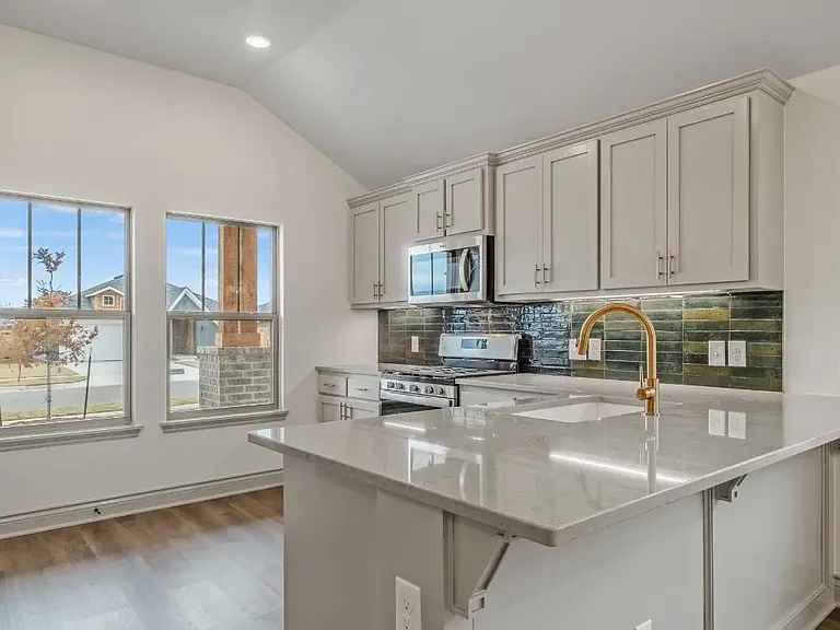 3305 Pagoda Pead Dr — Photo 1