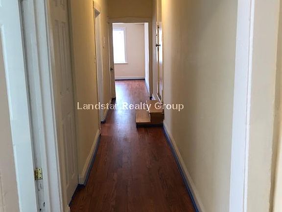 3rd image of 3757 W Sunnyside Ave APT G