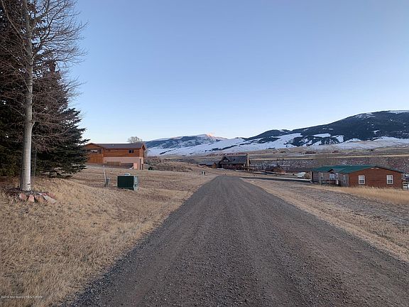 2nd image of 112 Deer Haven Dr