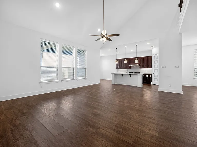 1104 Saratoga Rd — Photo 5