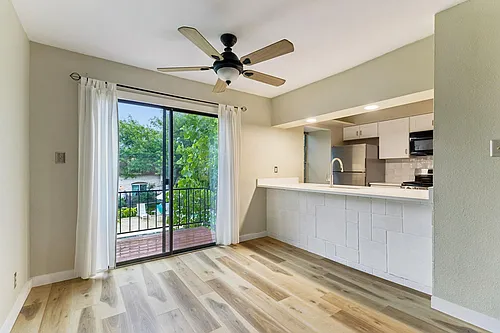 7801 Shoal Creek Blvd #224 Photo 1