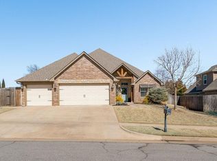 813 NW 184th Ct, Edmond, OK 73012