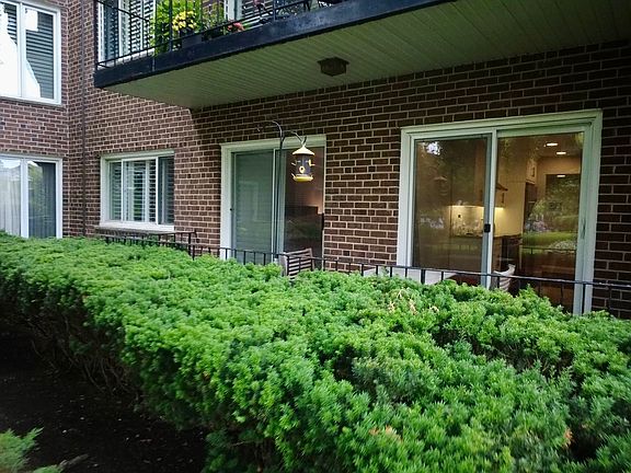 2nd image of 1290 N Western Ave APT 103