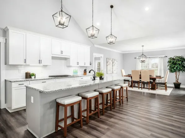 1254 Burkdale Dr, Marysville, OH 43040