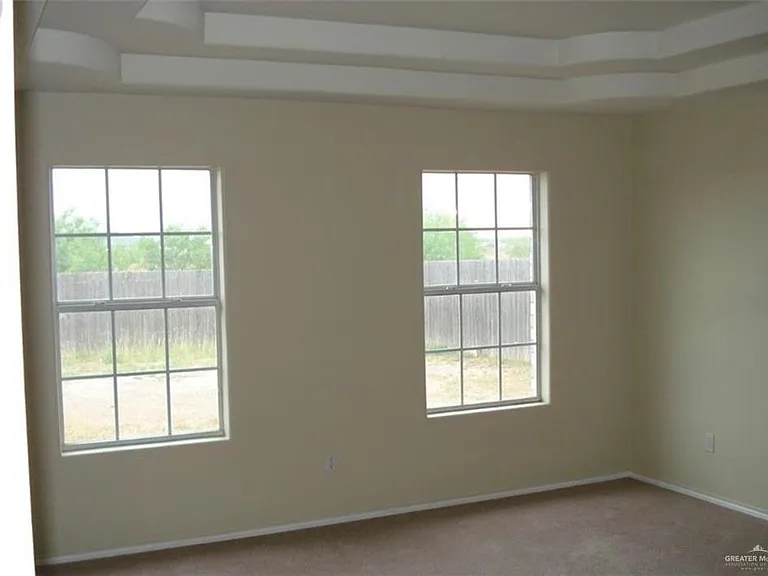 719 Sherryl Ave — Photo 8