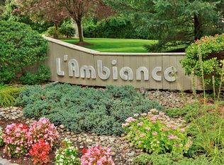 24 L Ambiance Ct, Bardonia, NY 10954