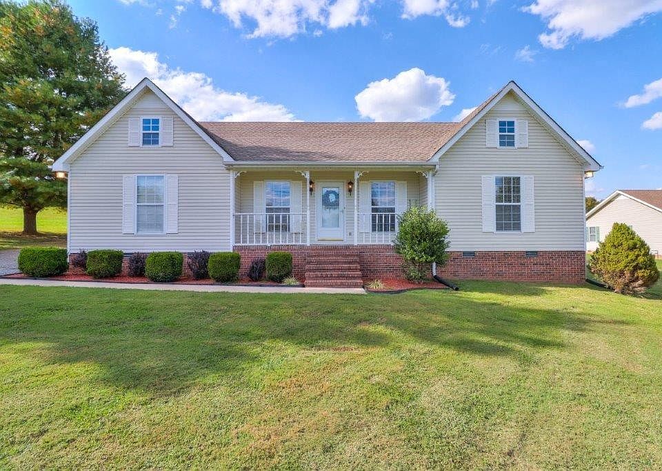1st image of 409 Meadowlark Dr