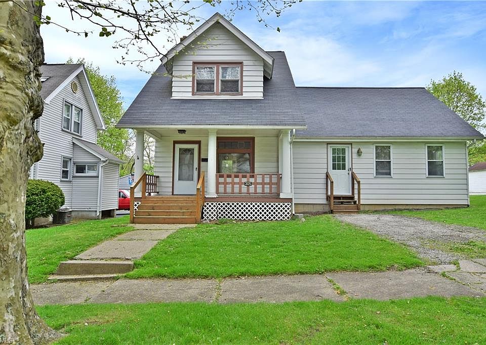 1st image of 305 Grant St