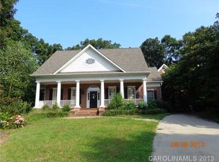 1208 Lochshire Ln, Gastonia, NC 28054