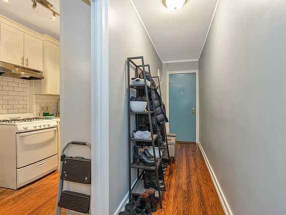 5th image of 30-47 Hobart St #1