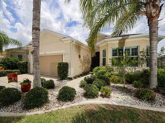 2nd image of 1627 Emerald Dunes Dr