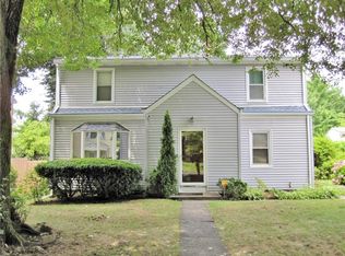 7 Beaver Hill Rd, Elmsford, NY 10523