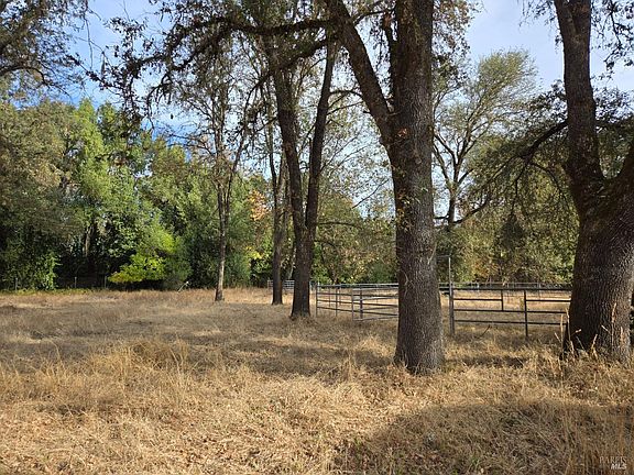 2nd image of 1540 Road D