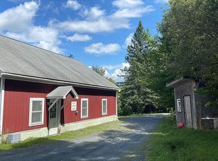 1110 Parker Rd, Vershire, VT 05079