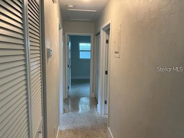 3 bed, 1.0 bath, 1115 sqft, $1,995 — Photo 4