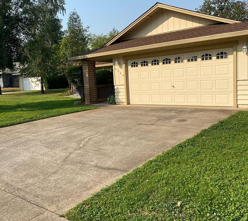 2nd image of 3344 Flintwood Way