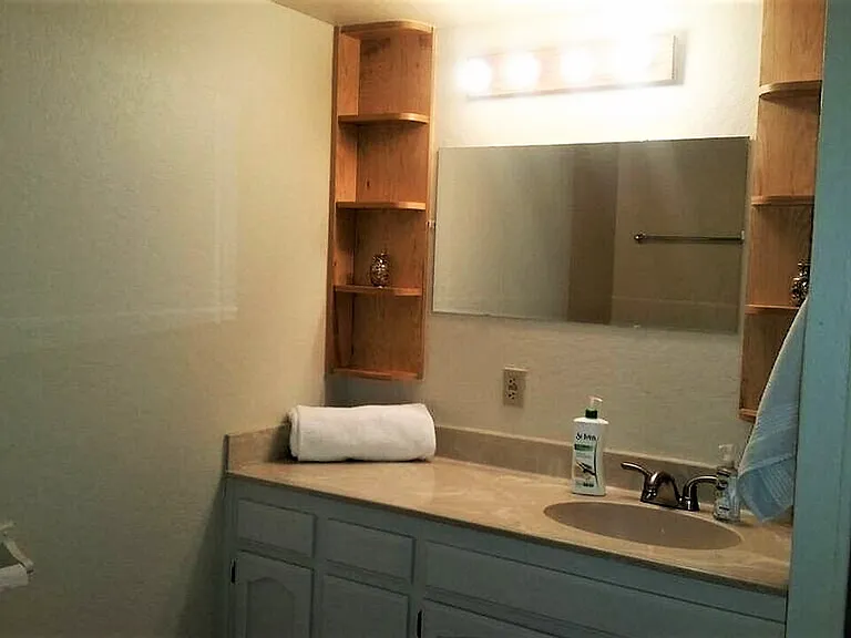 15889 S Shore Dr #B — Photo 16