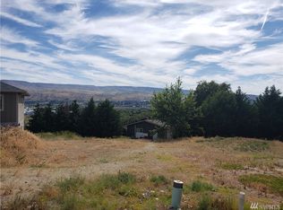 1500 Alexandria Ct, Wenatchee, WA 98801