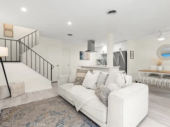 1632 Iowa St, Costa Mesa, CA 92626