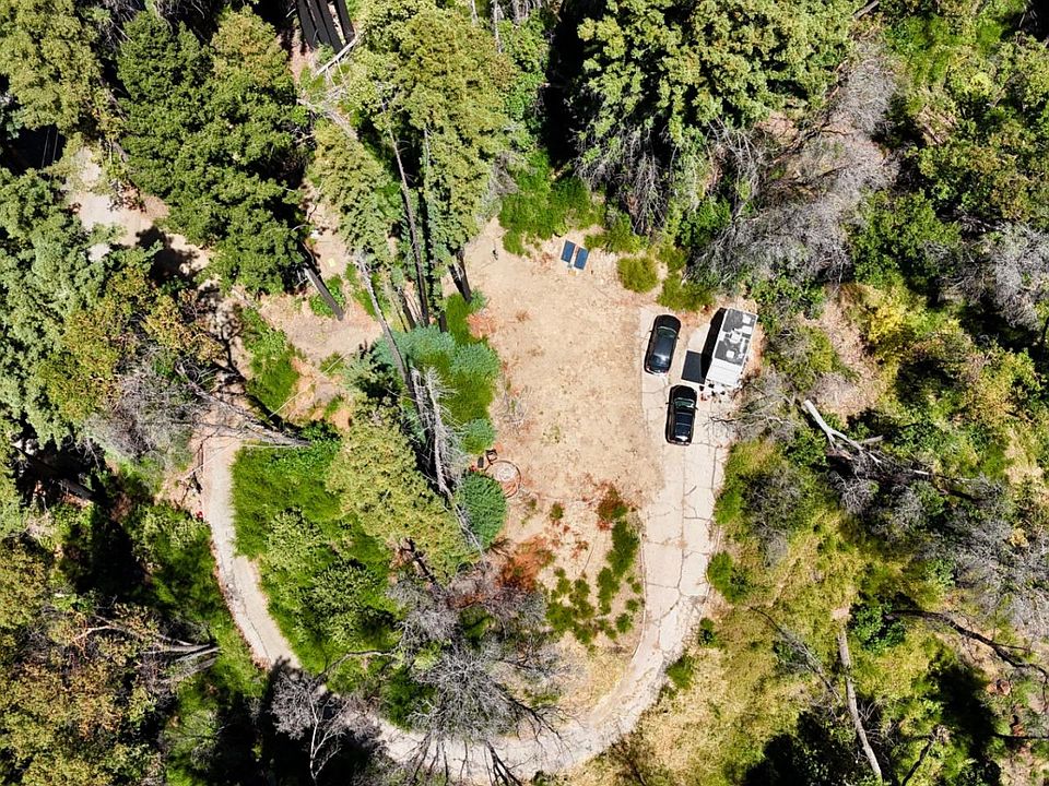 1st image of 330 Dogwood Way