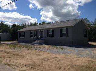 8 Meadows Dr, Hopkinton, NH 03229