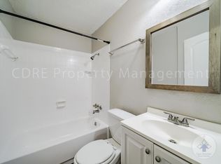 1620 Americana Blvd, Blue Mound, TX 76131