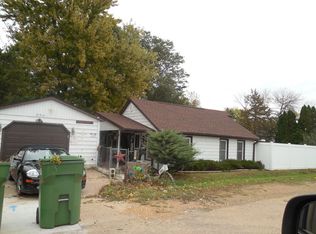 254 26th Ave N, Clinton, IA 52732