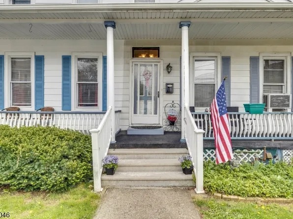 17 E Church St, Washington Boro, NJ 07882