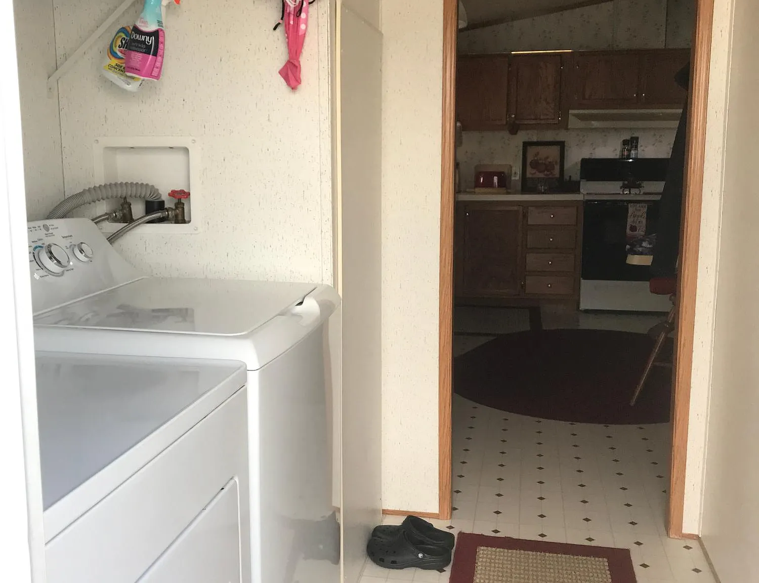 330 Walnut St — Photo 4