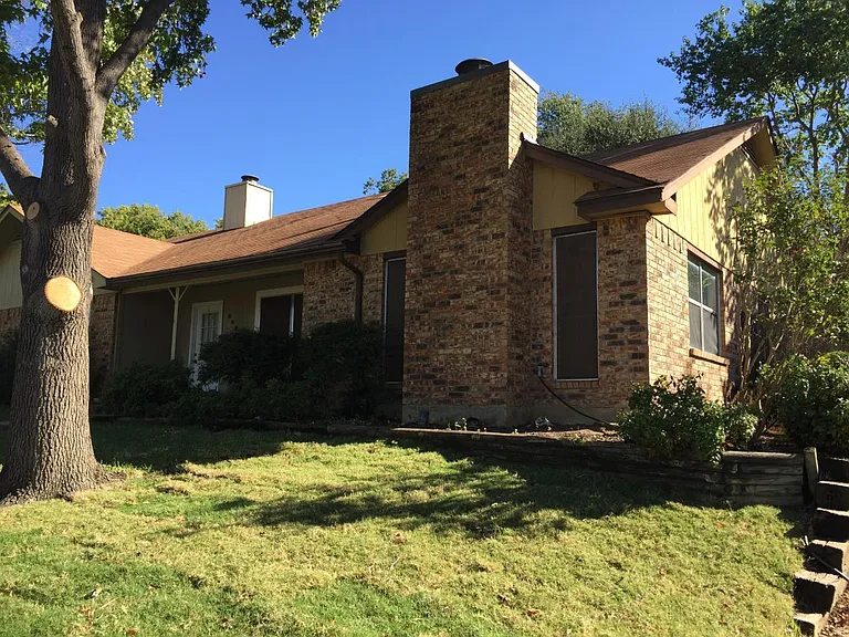 Front view of duplex on Kathleen Lane in Euless