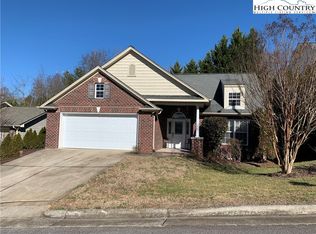 1136 Stephenson Ct SW, Lenoir, NC 28645