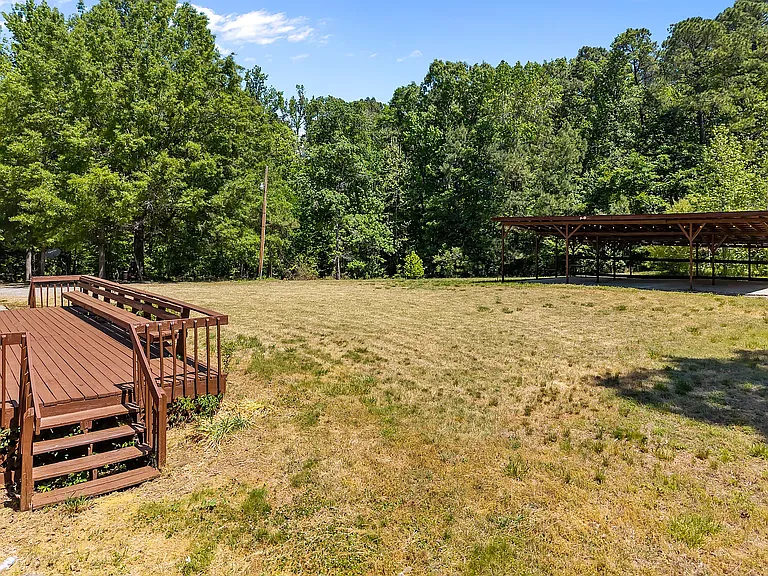 290 Thomas Cash Rd — Photo 20