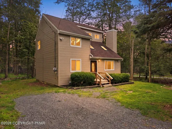 8482 Bumble Bee Way, Tobyhanna, PA 18466