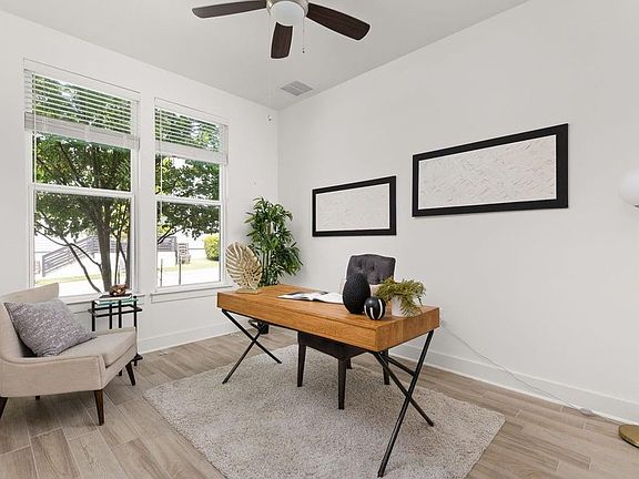 5th image of 4313 Attra St