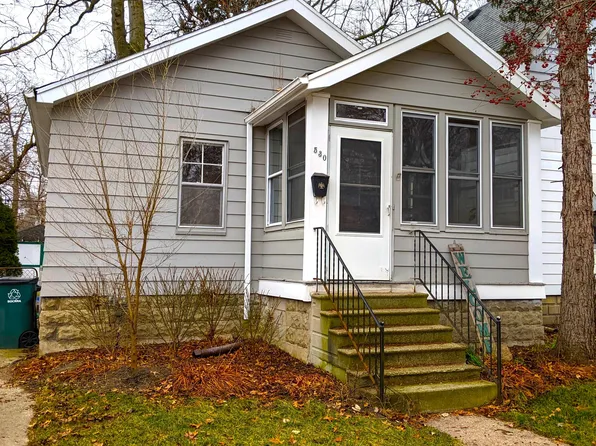 530 E Maplehurst St, Ferndale, MI 48220