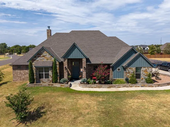 995 Bivium Cir, Newcastle, OK 73065