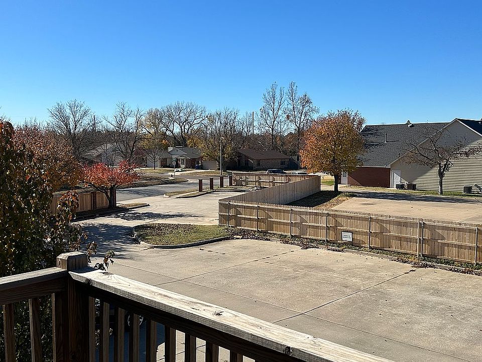 1000 Rambling Oaks Dr APT 4, Norman, OK 73072 Zillow